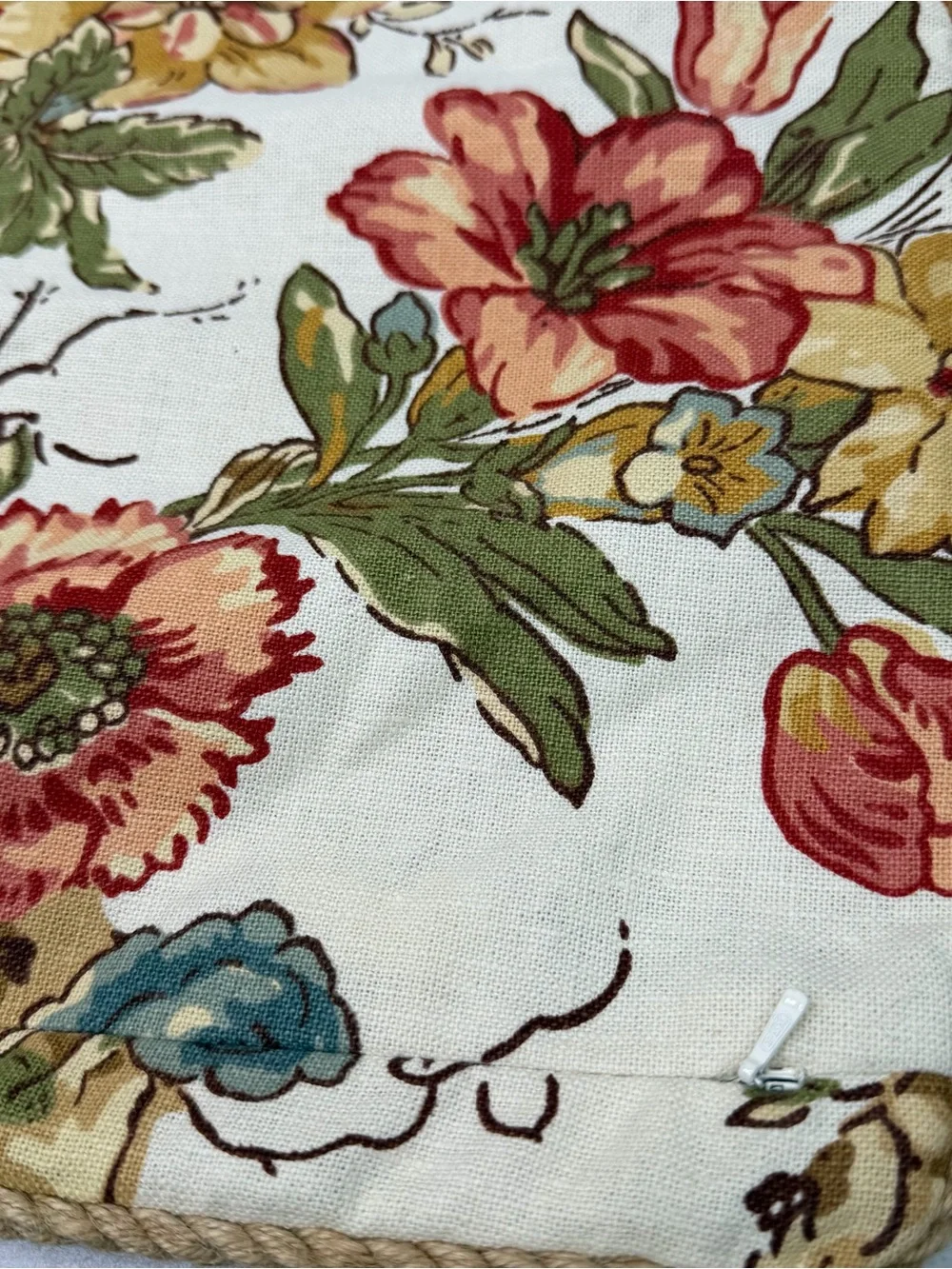 Pottery Barn Linen Cotton Katherine? Peony Floral 20” X20